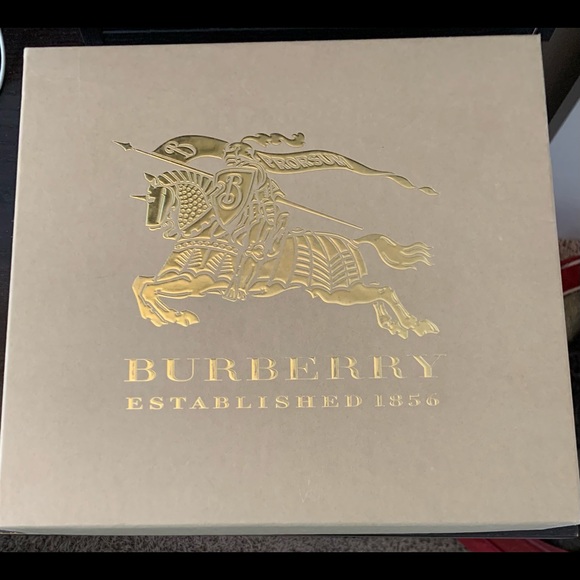 Authentic suede black Burberry boots - Picture 10 of 10